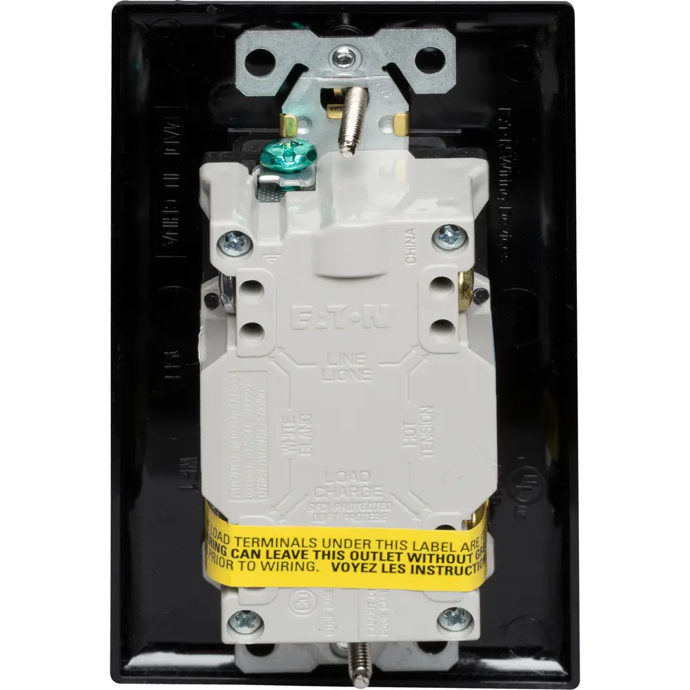 15 A 125 VAC Tamper-Resistant Self-Test GFCI Receptacle, Black